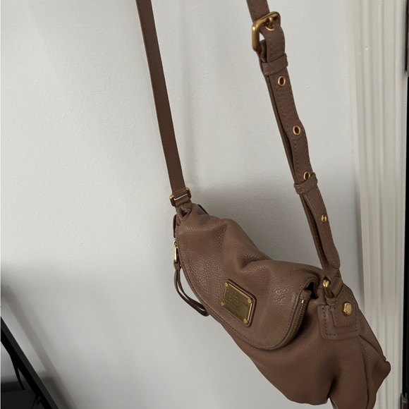 Marc Jacobs Original Large Percy Crossbody in Taupe/Gray - Picture 4 of 4